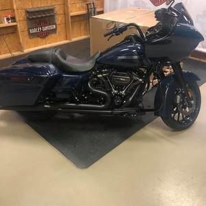 Meet your Posher, Dewayne